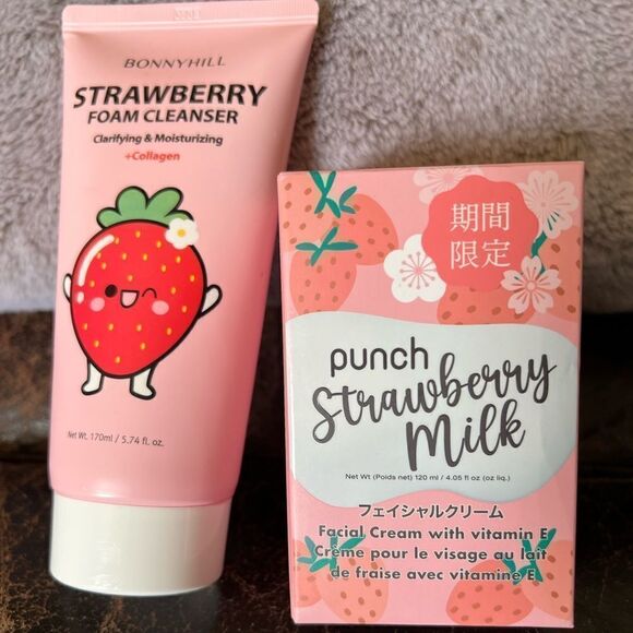 Strawberry Skincare Set Cleanser and Moisturizer - Picture 1 of 9